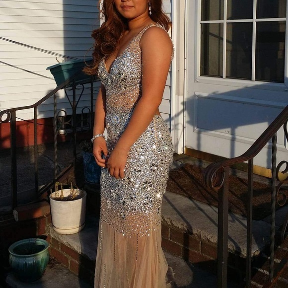 Jovani Silver Nude 90736 Size 2 - Picture 4 of 5